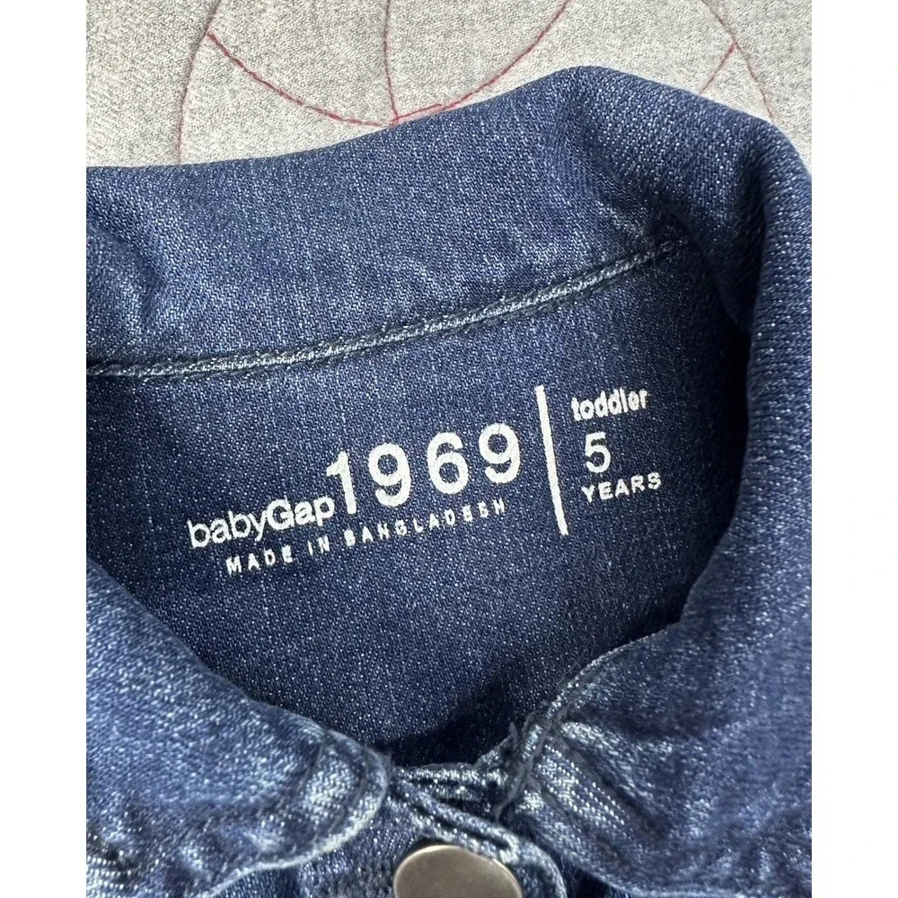 Baby Gap Denim Jacket Toddler Kids Size 5 Blue Classic Button Front Trucker Jean